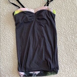 Lululemon tank size 4